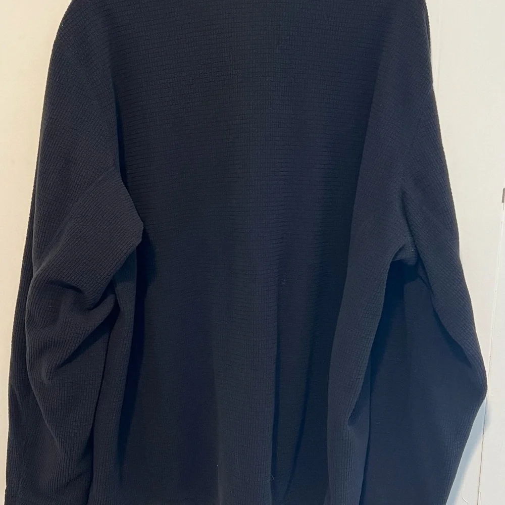 North Face Black 1/4 Zip Mens Pullover Q23